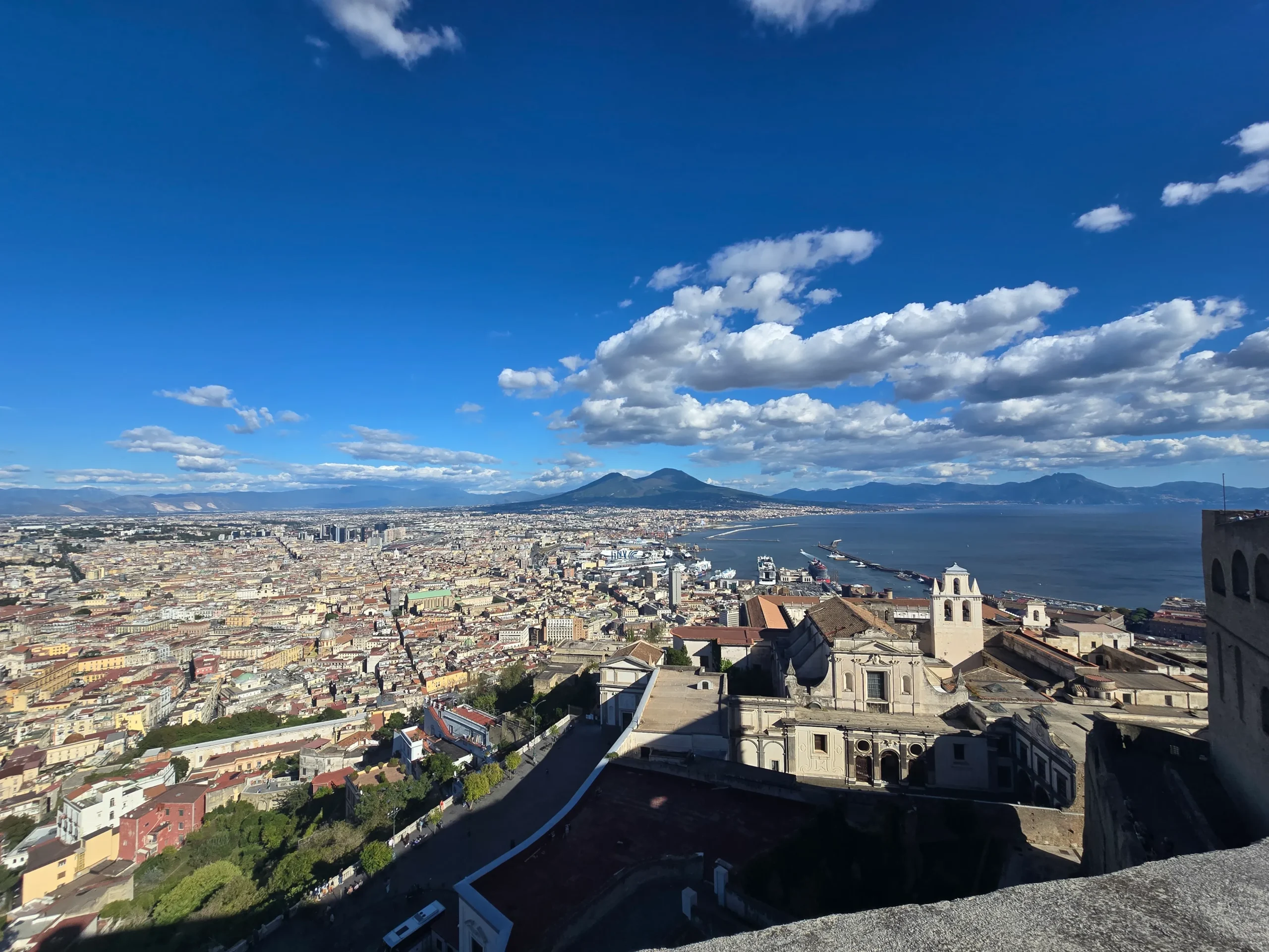 ヴェスヴィオ火山 ヴェスヴィオ火山